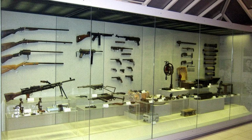 Λευκωσία: Στο Μουσείο Αγώνος η σημαία με την οποία σκεπάστηκε το σώμα του ήρωα της ΕΟΚΑ Πάτροκλου Κόκκινου